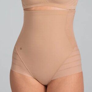 Honeylove - Queen brief - large sand - NWT